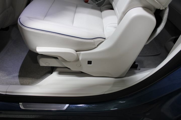 Certified 2025 Buick Enclave Avenir w/ Super Cruise Package image 59