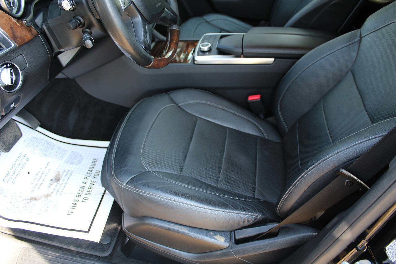 Used 2015 Mercedes-Benz GL 320 BlueTEC 4MATIC image 19