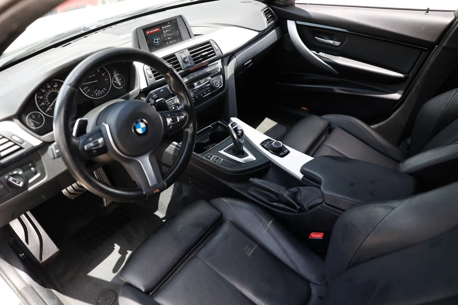 Used 2018 BMW 340i Sedan RWD image 17