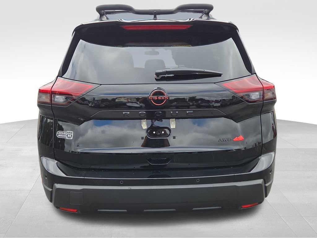 Certified 2025 Nissan Rogue SV image 7