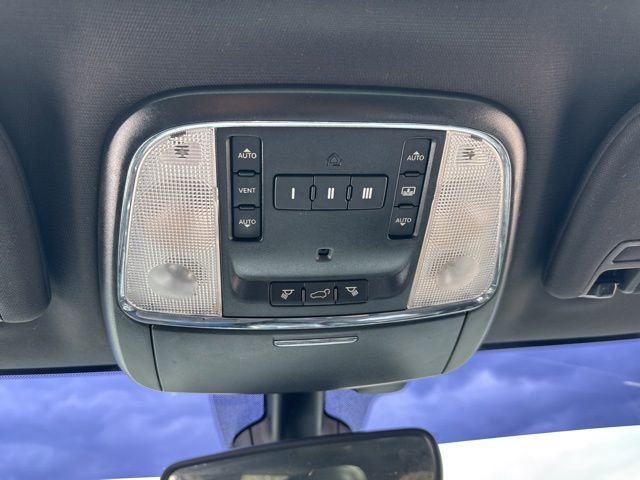 Used 2018 Jeep Grand Cherokee Limited AWD/4WD image 20