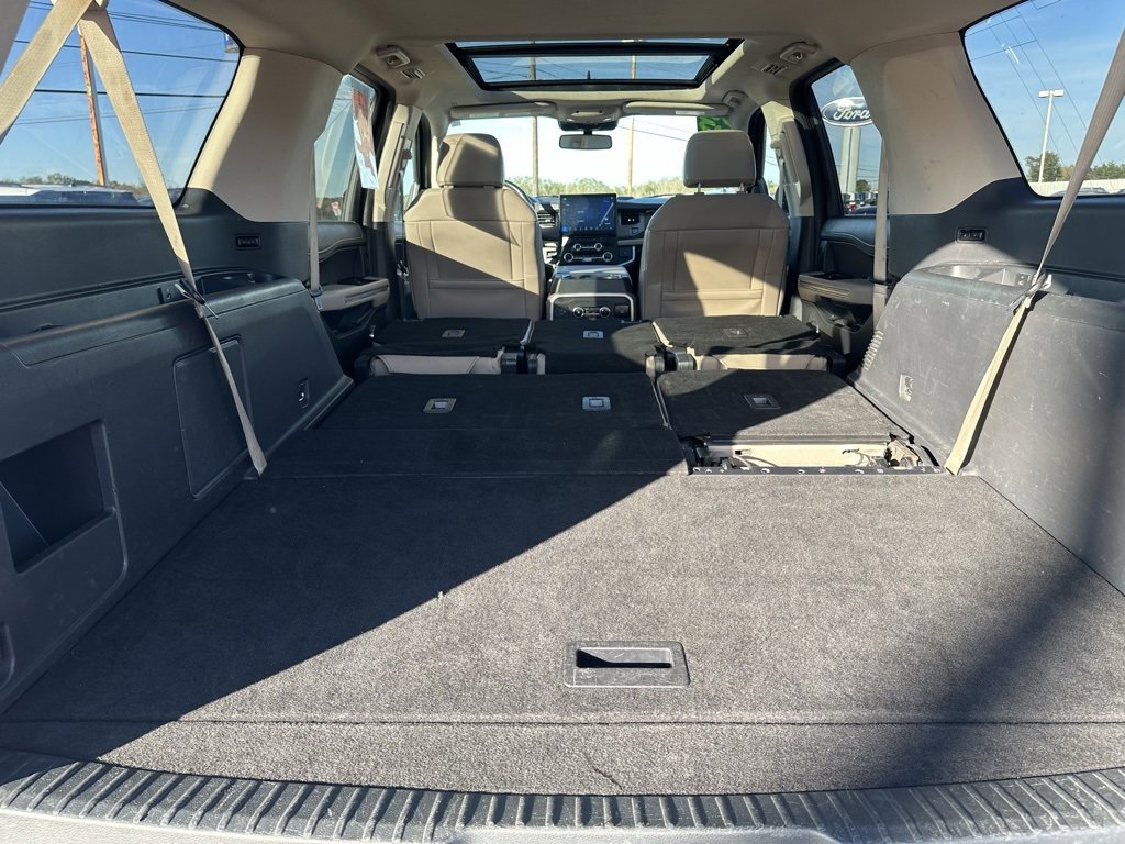Used 2023 Ford Expedition Max Limited image 9