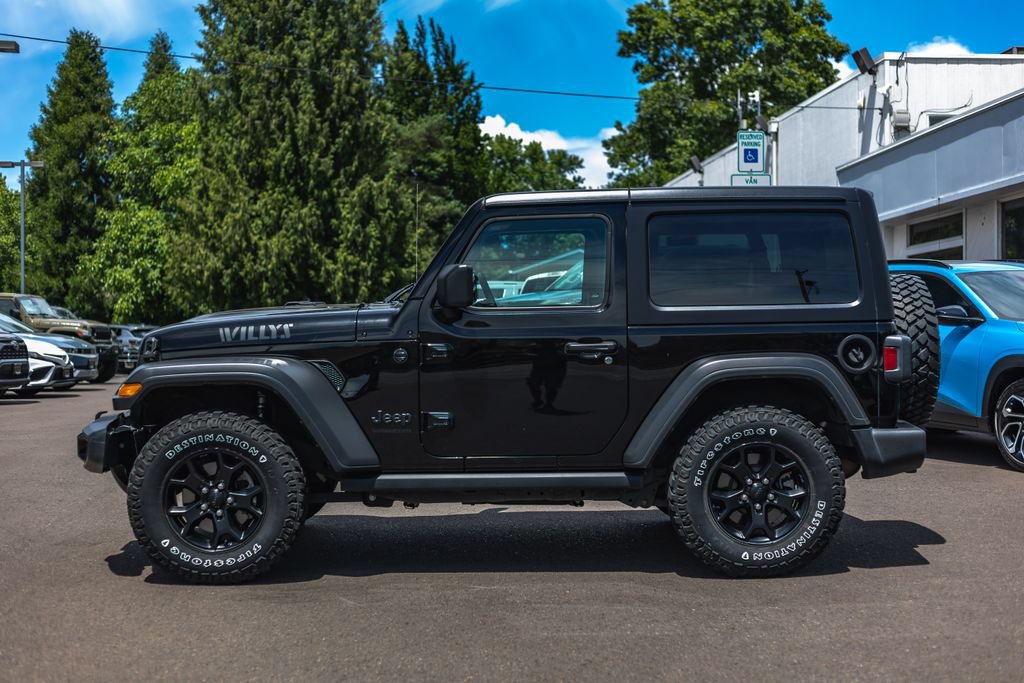 Used 2022 Jeep Wrangler Sport AWD/4WD image 10