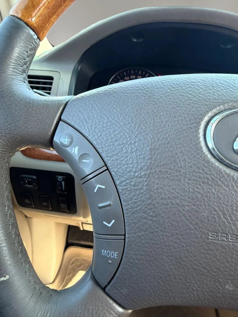 Used 2004 Lexus GX 470 AWD/4WD image 22