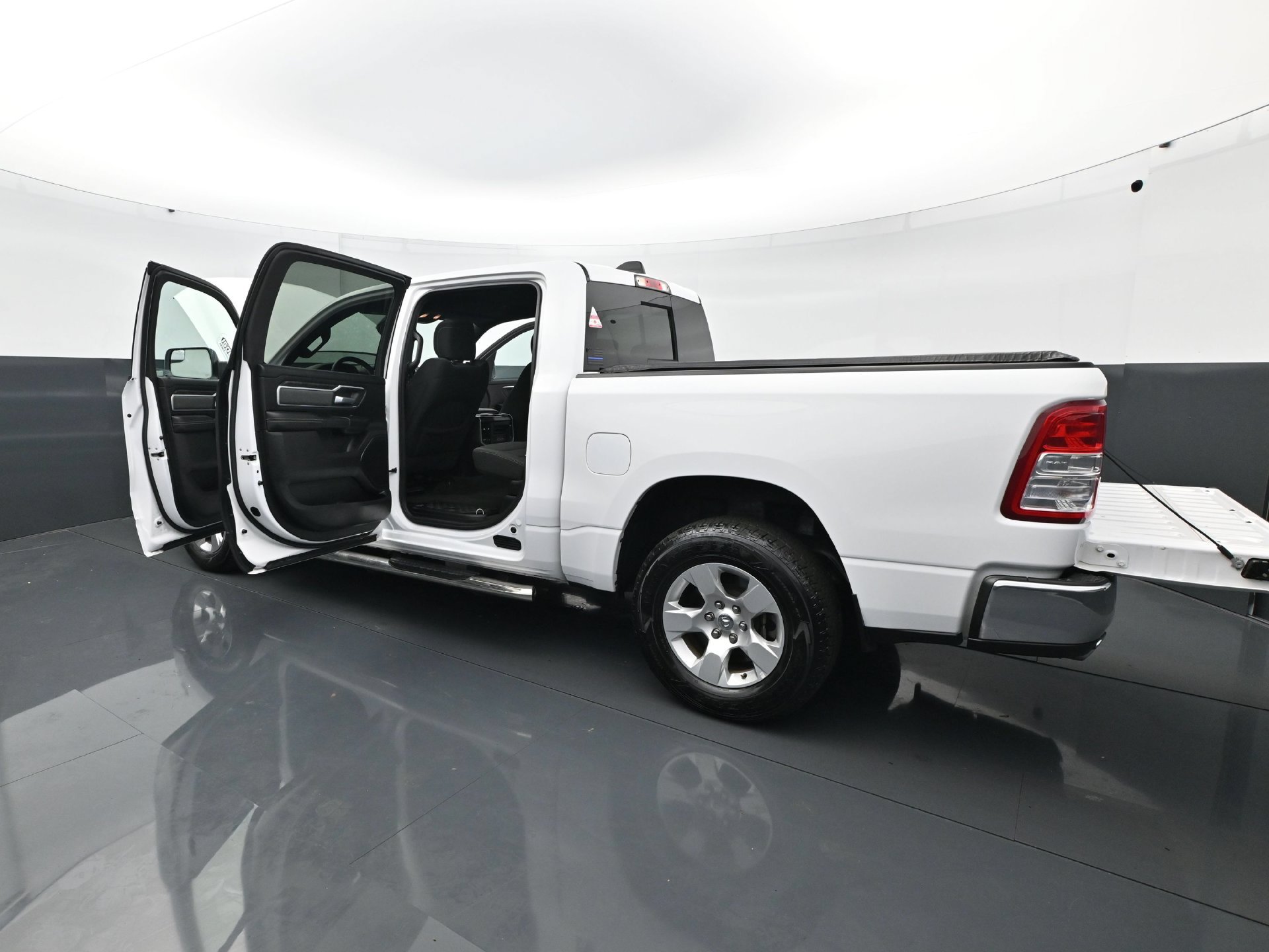 Used 2021 RAM 1500 Big Horn AWD/4WD image 32