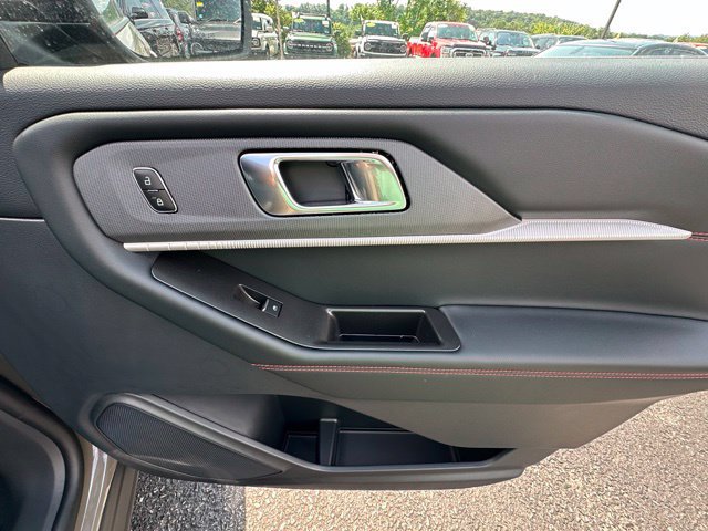 New 2026 Ford Explorer ST-Line AWD/4WD image 25