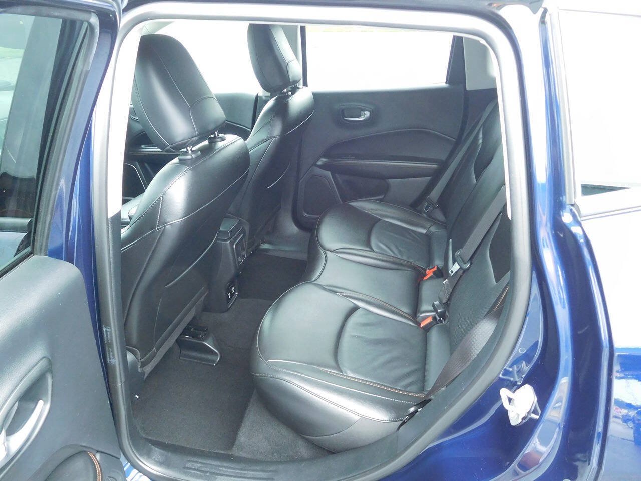 Used 2021 Jeep Compass Limited AWD/4WD image 12