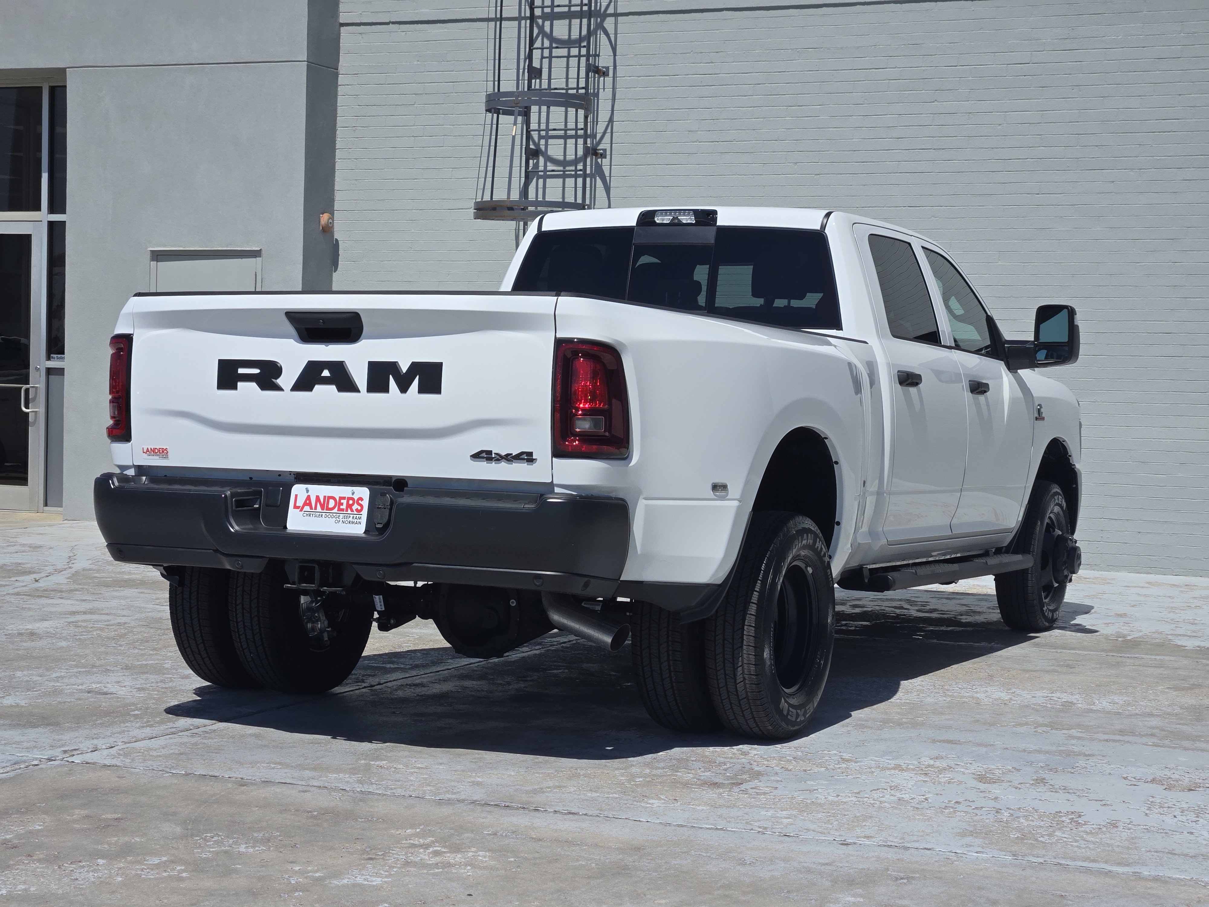New 2026 RAM 3500 Tradesman AWD/4WD image 4