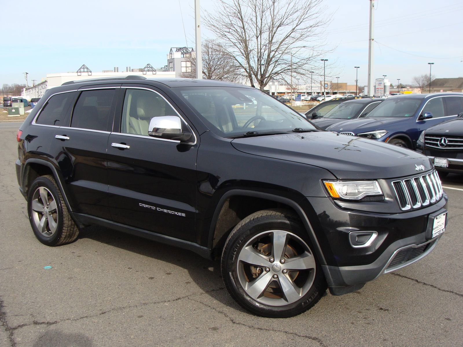 Used 2015 Jeep Grand Cherokee Limited w/ Luxury Group II