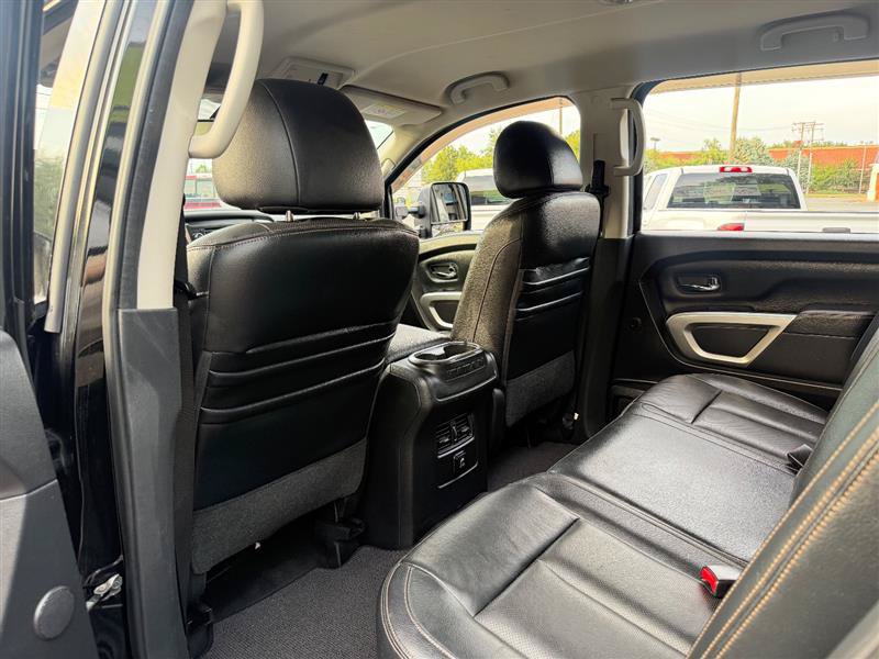 Used 2016 Nissan Titan SL AWD/4WD image 20