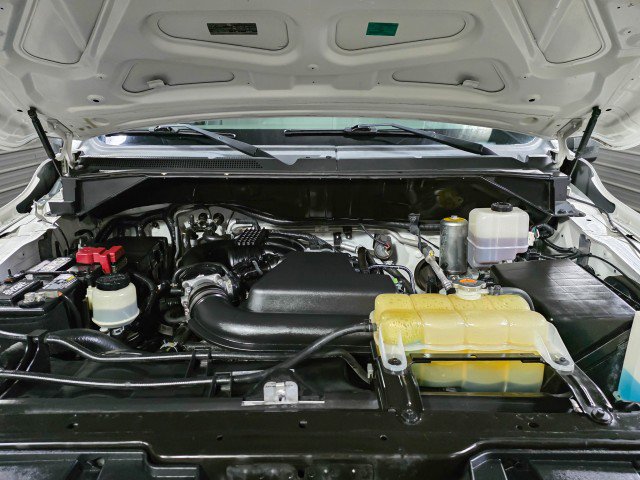 Used 2018 Nissan NV 3500 SV image 31