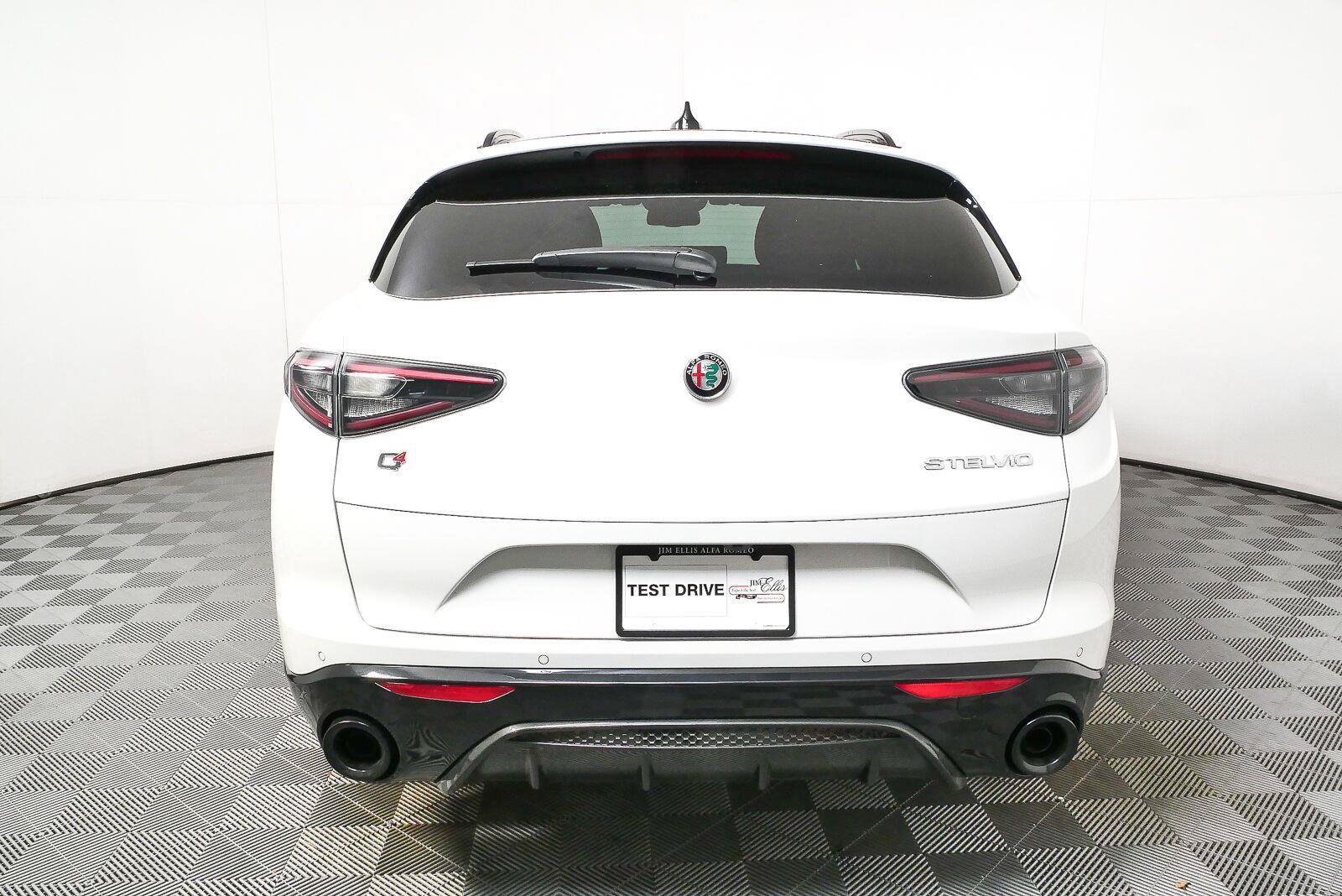 New 2026 Alfa Romeo Stelvio Sprint AWD/4WD image 27