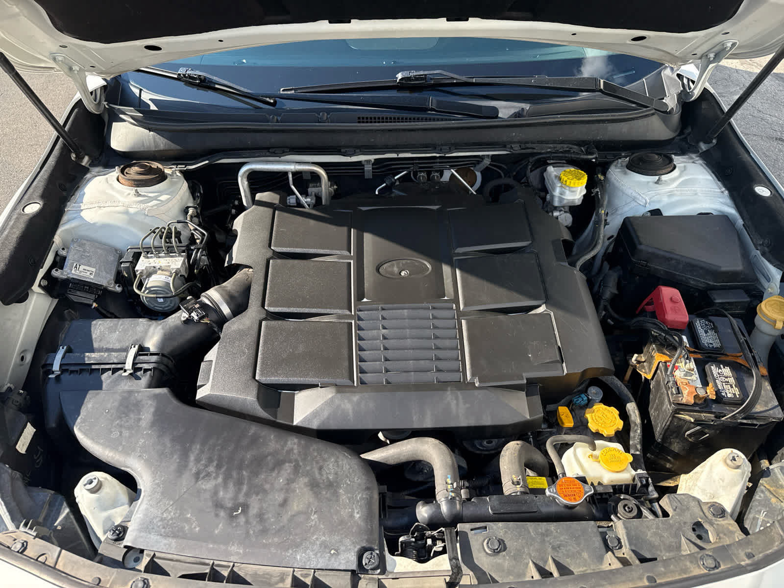 Used 2018 Subaru Outback 3.6R Limited AWD/4WD image 18