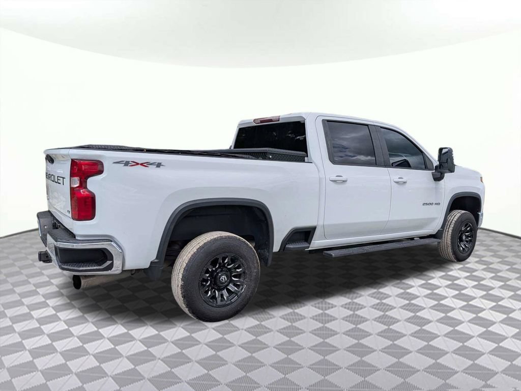 Used 2021 Chevrolet Silverado 2500 LT w/ Gooseneck/5TH Wheel Package AWD/4WD image 3