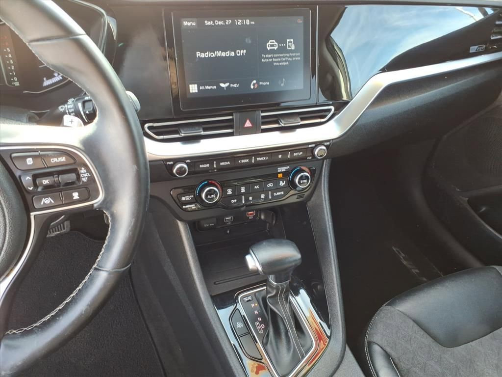 Used 2022 Kia Niro EX image 24