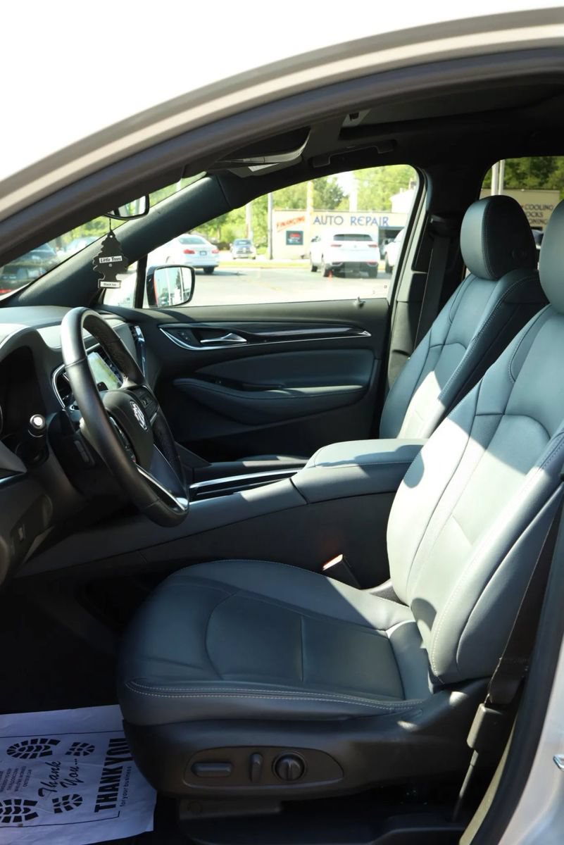 Used 2022 Buick Enclave Essence w/ Experience Buick Package AWD/4WD image 13