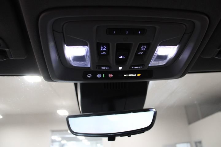 Used 2024 Chevrolet Silverado 1500 LTZ w/ LTZ Premium Package image 39