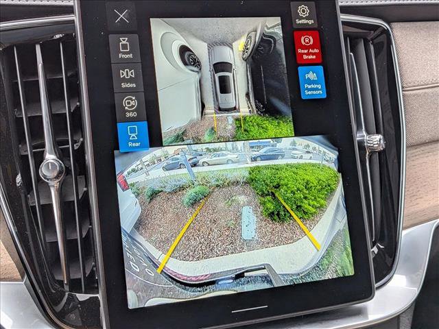 Used 2026 Volvo XC90 B5 Plus w/ Protection Package image 15