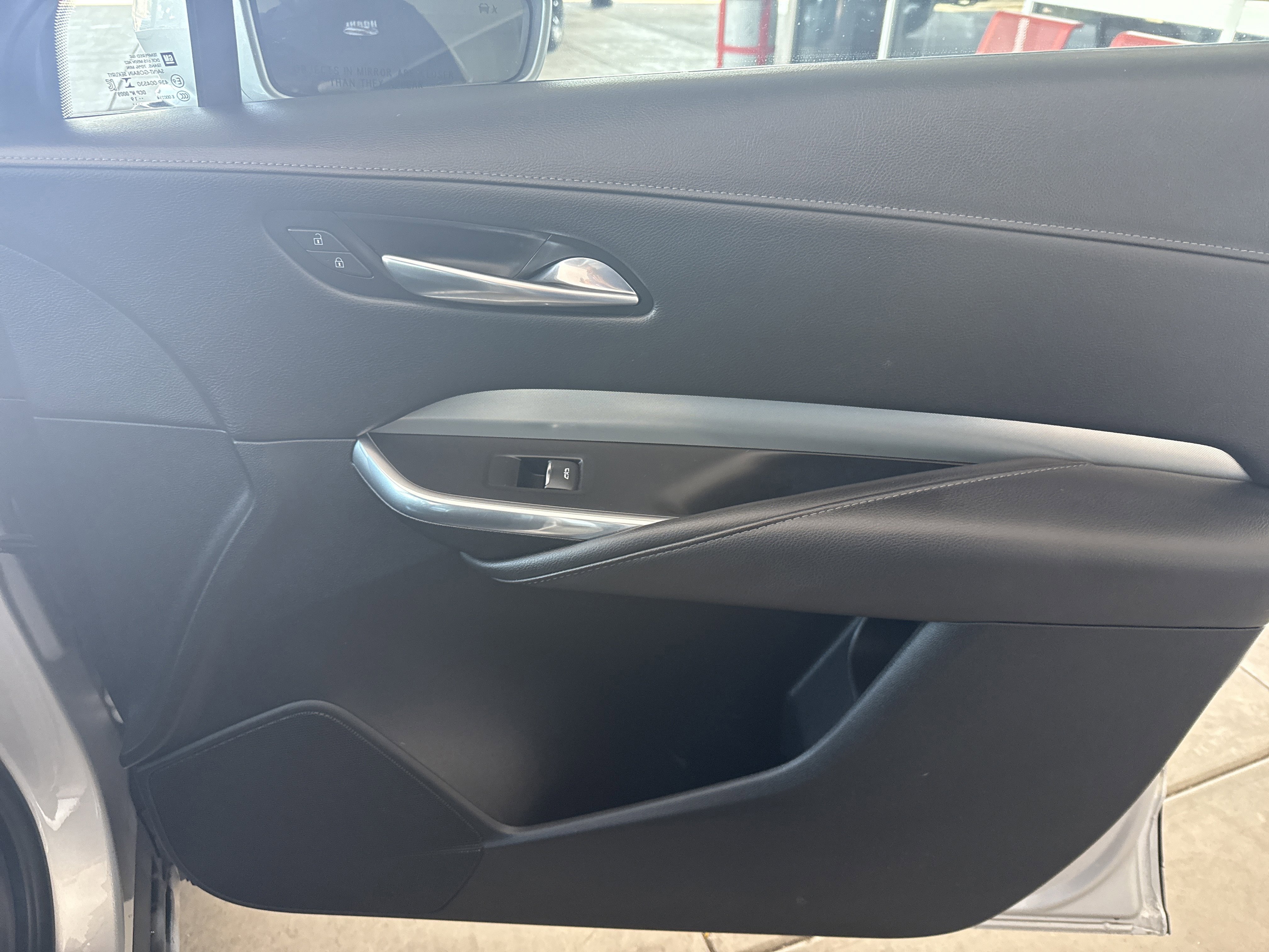 Used 2020 Cadillac XT4 Premium Luxury AWD/4WD image 16