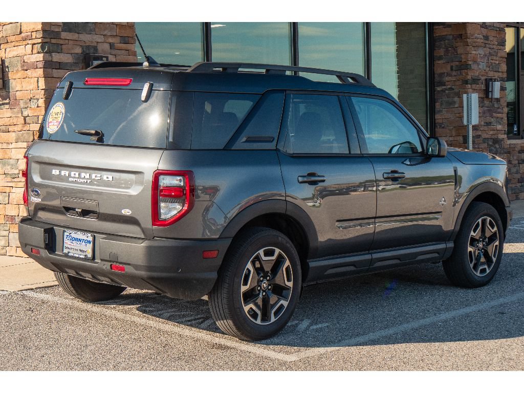 Used 2024 Ford Bronco Sport Outer Banks w/ Tech Package AWD/4WD image 3
