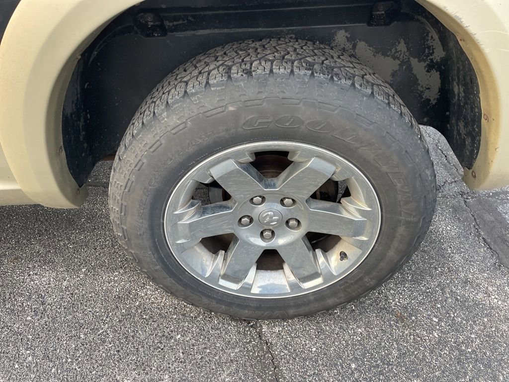 Used 2011 RAM 1500 Laramie w/ Protection Group image 10