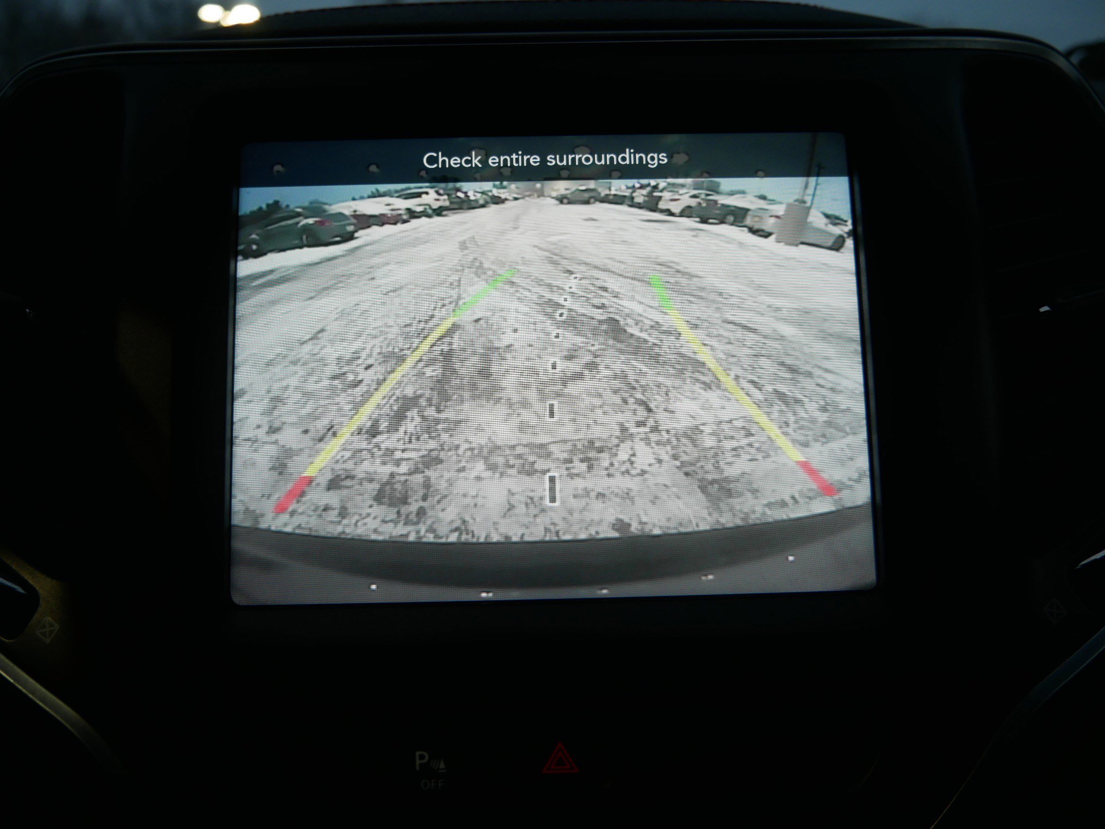 Used 2019 Jeep Cherokee Trailhawk w/ Cold Weather Group image 32