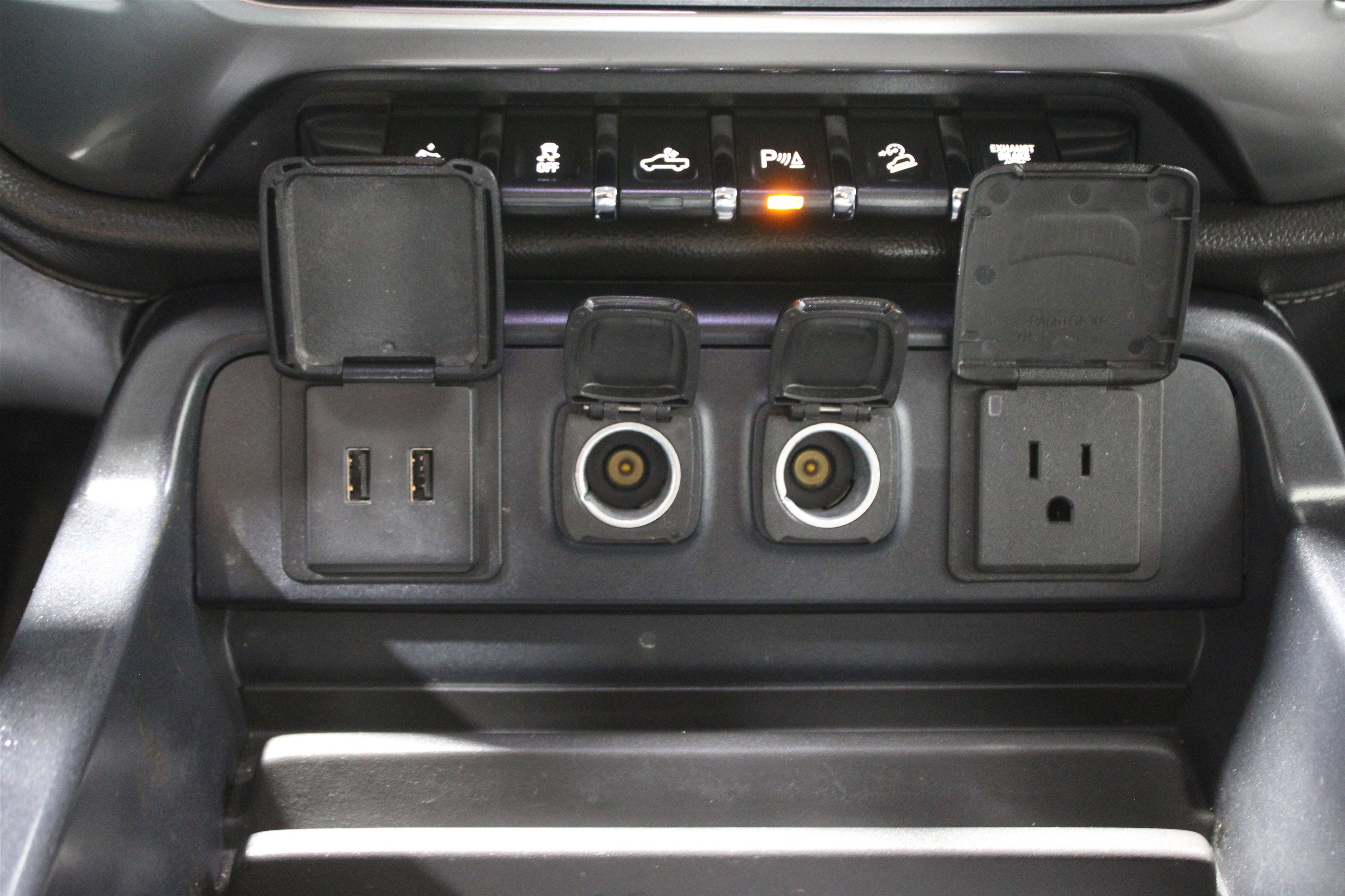 Used 2019 Chevrolet Silverado 2500 LTZ w/ Duramax Plus Package image 21