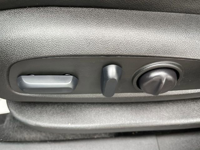 Used 2022 GMC Terrain SLT AWD/4WD image 12