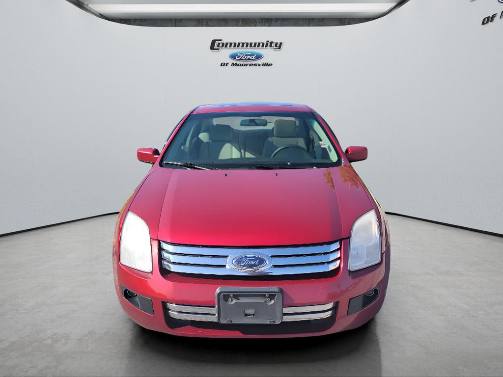 Used 2008 Ford Fusion SE FWD image 2
