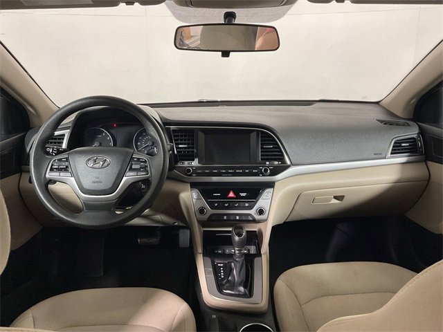 Used 2017 Hyundai Elantra SE image 15