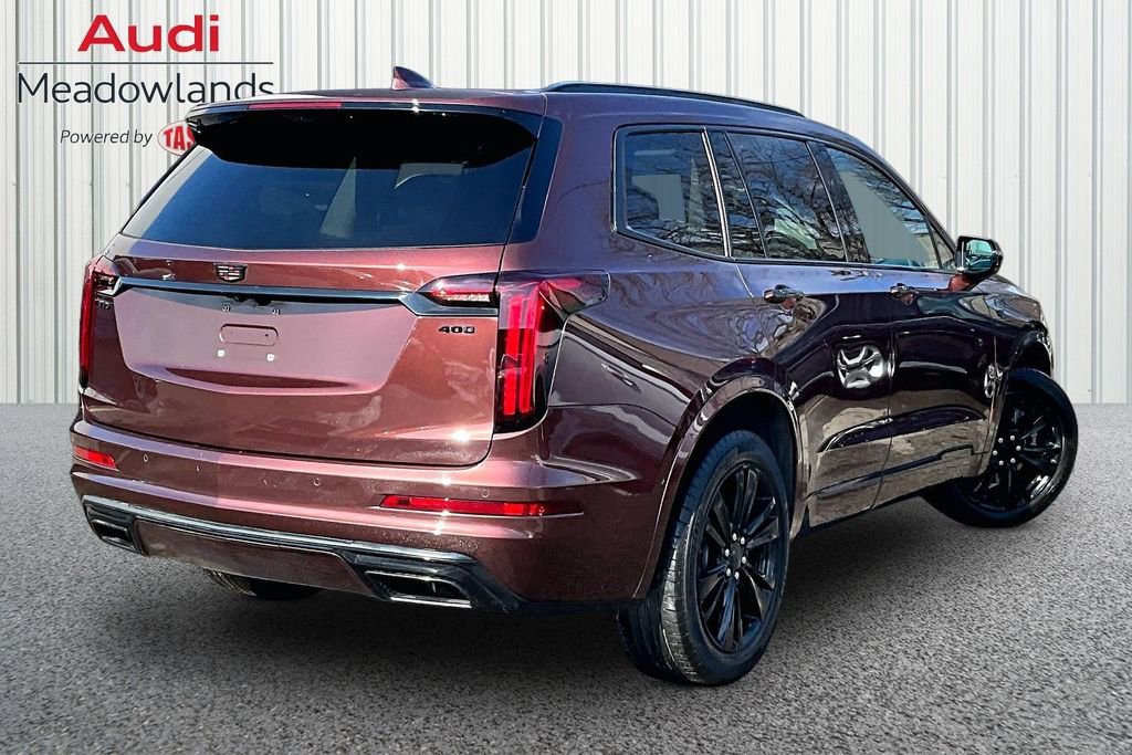 Used 2022 Cadillac XT6 Premium Luxury w/ Technology Package image 6