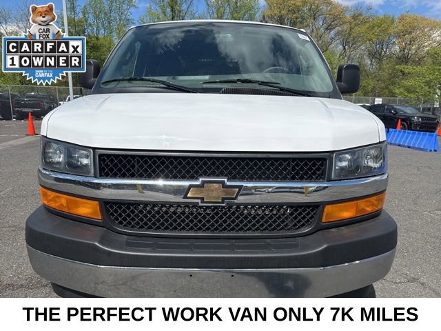 Used 2024 Chevrolet Express 2500 w/ Driver Convenience Package RWD image 2