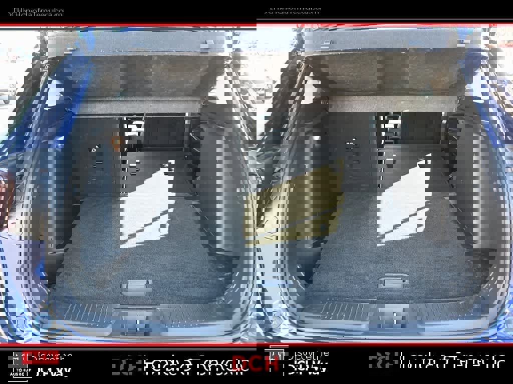 Used 2024 Chevrolet Trax LT w/ Sunroof Package image 22