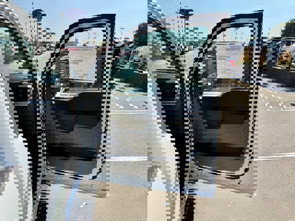 New 2026 Ford F250 XL image 16