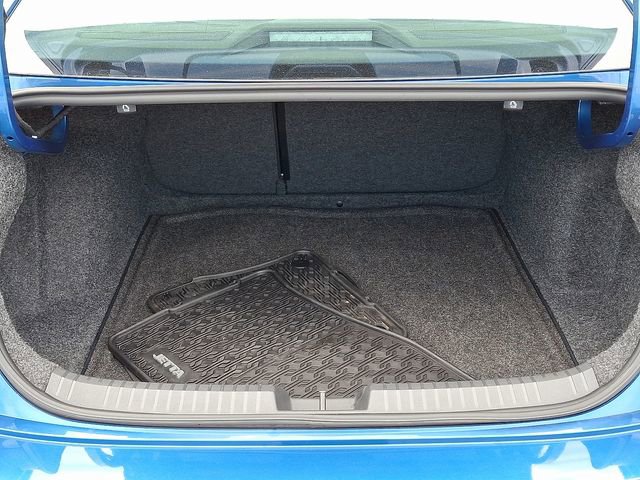 Used 2023 Volkswagen Jetta SE FWD image 30