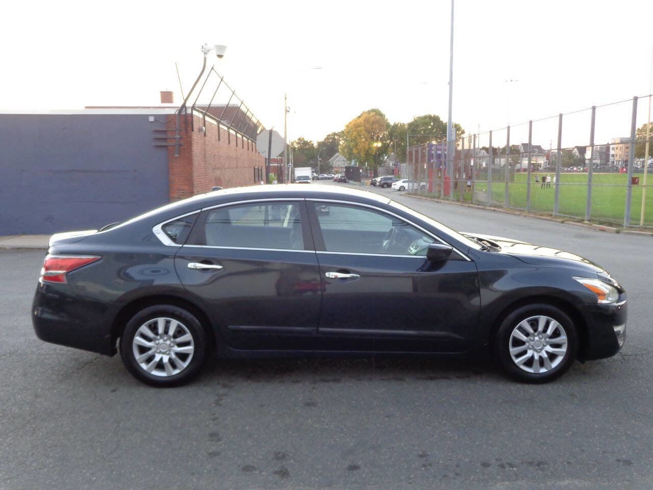 Used 2015 Nissan Altima 2.5 S w/ Power Driver Seat Package image 30