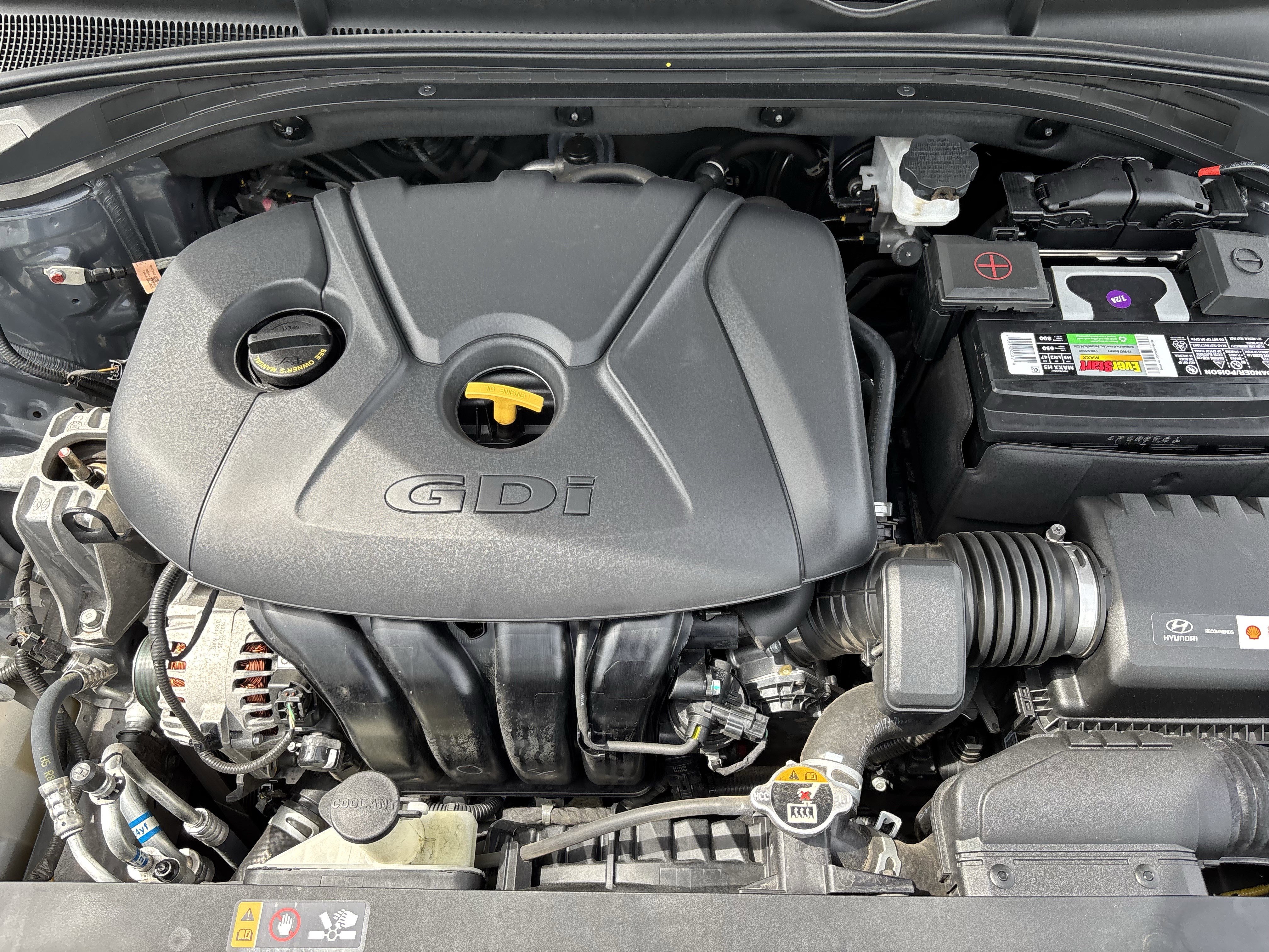 Used 2019 Hyundai Elantra GT image 33