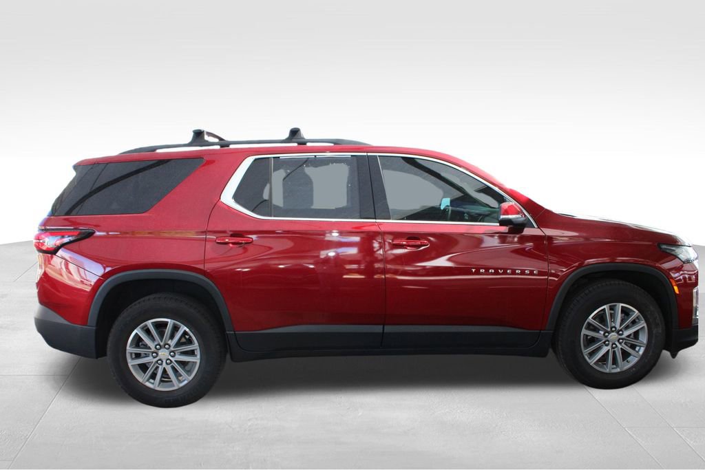 Used 2022 Chevrolet Traverse LT w/ LPO, Floor Liner Package image 17