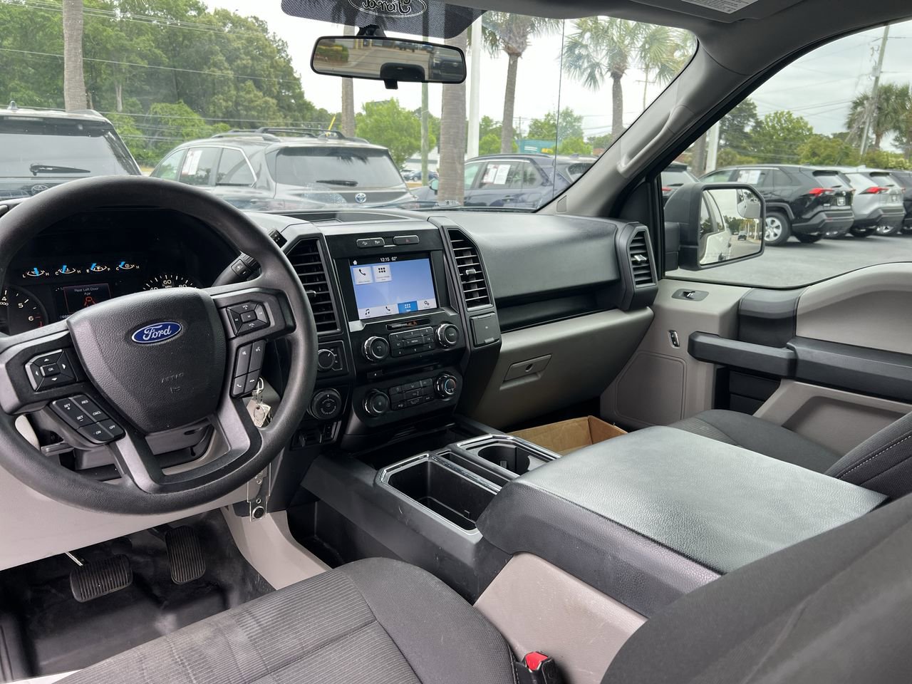 Used 2017 Ford F150 XL w/ Equipment Group 101A Mid AWD/4WD image 30