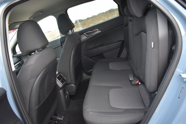 New 2027 Kia Sportage S AWD/4WD image 18