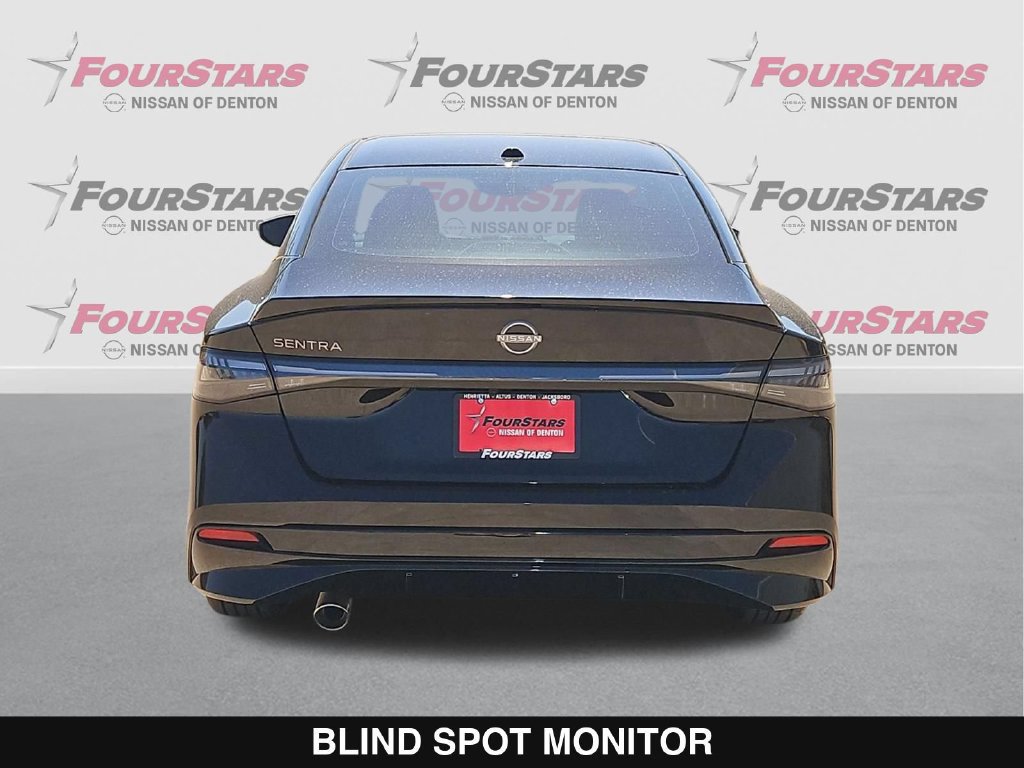New 2027 Nissan Sentra SR w/ Floor Mat Package FWD image 5