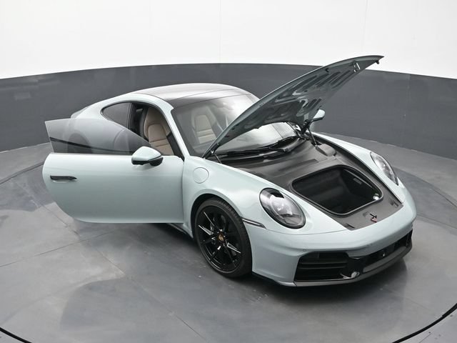 Certified 2025 Porsche 911 Carrera RWD image 28