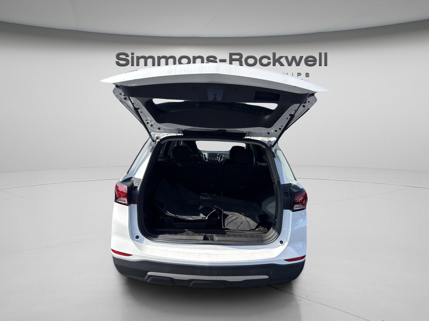 Used 2023 Chevrolet Equinox LT w/ LPO, Floor Liner Package image 51