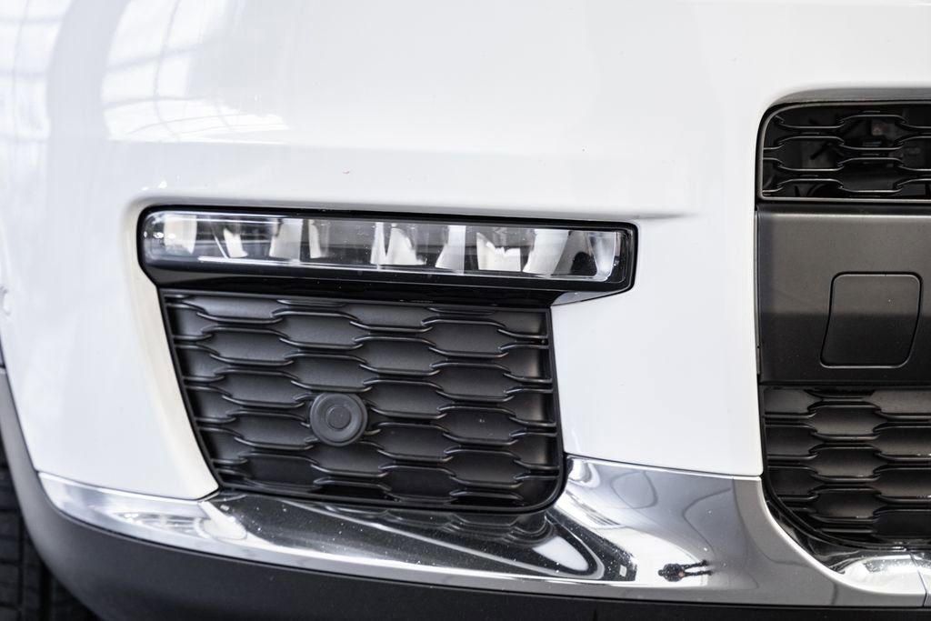 Certified 2024 Jeep Grand Cherokee L Limited w/ Luxury Tech Group II image 14