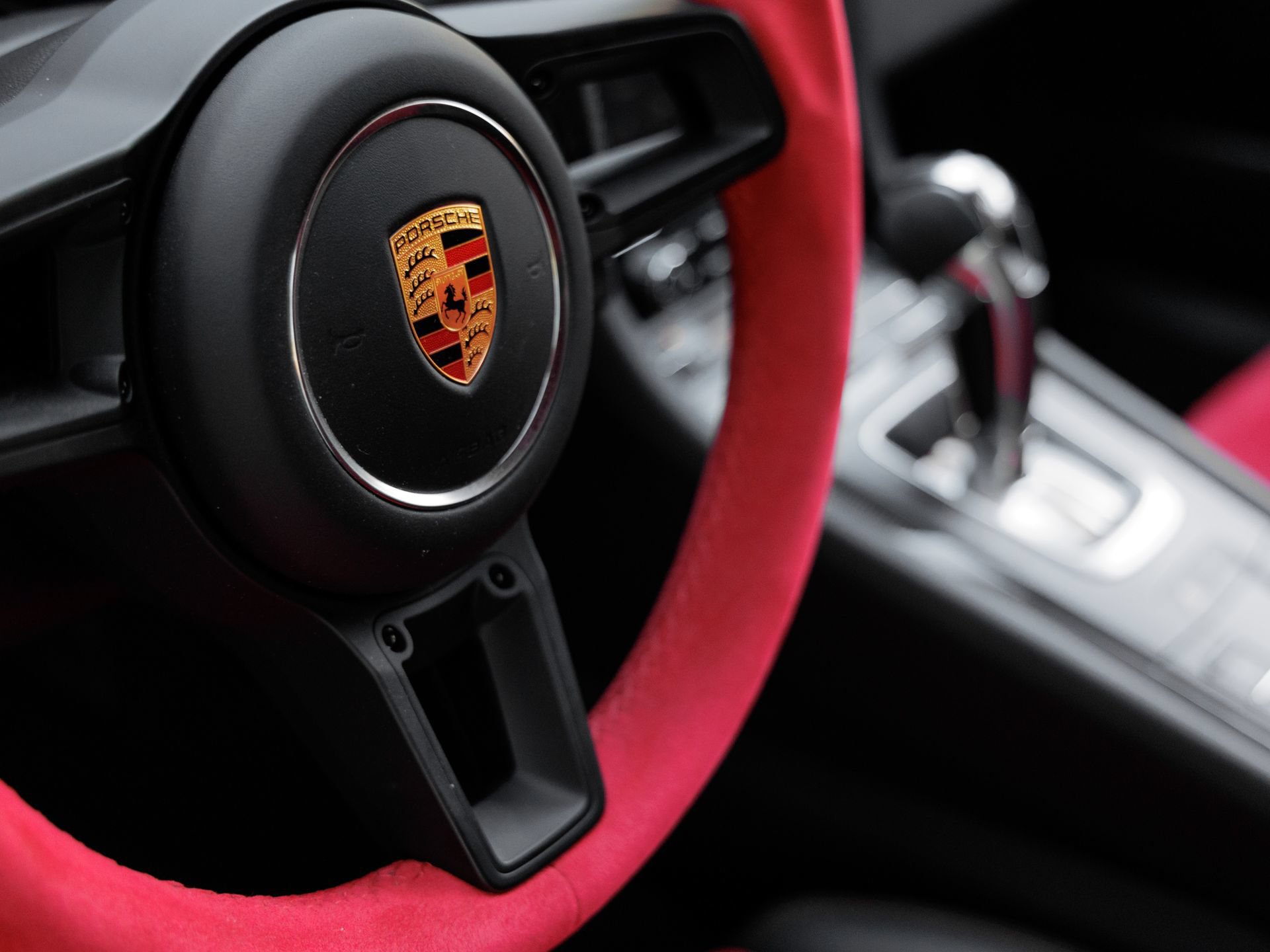 Certified 2018 Porsche 911 GT2 RS RWD image 24