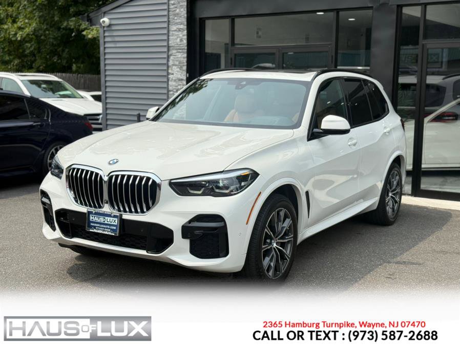 Used 2022 BMW X5 xDrive40i w/ M Sport Package image 5