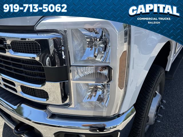 New 2026 Ford F350 XL w/ XL Chrome Package AWD/4WD image 11