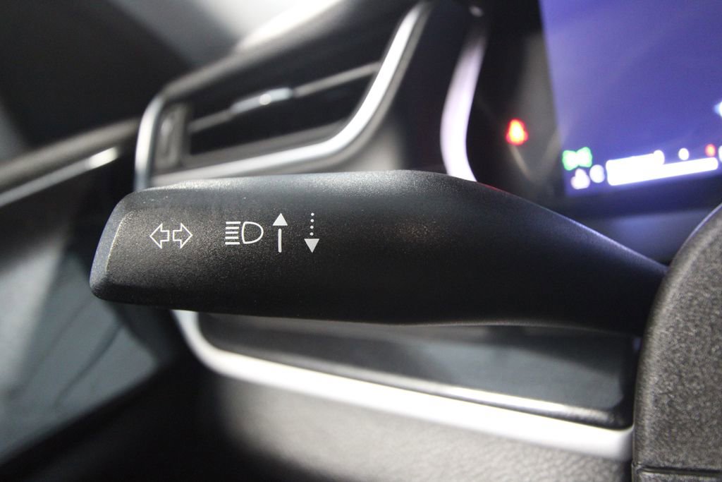 Used 2022 Jeep Grand Cherokee Laredo w/ Luxury Tech Group I image 12