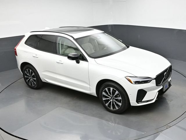 Used 2024 Volvo XC60 B5 Plus w/ Protection Package Premier AWD/4WD image 37