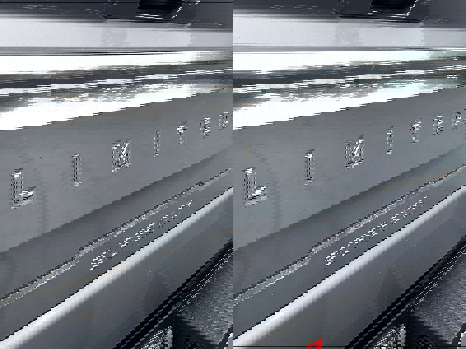 Used 2024 Ford F450 Limited w/ FX4 Off-Road Package AWD/4WD image 10